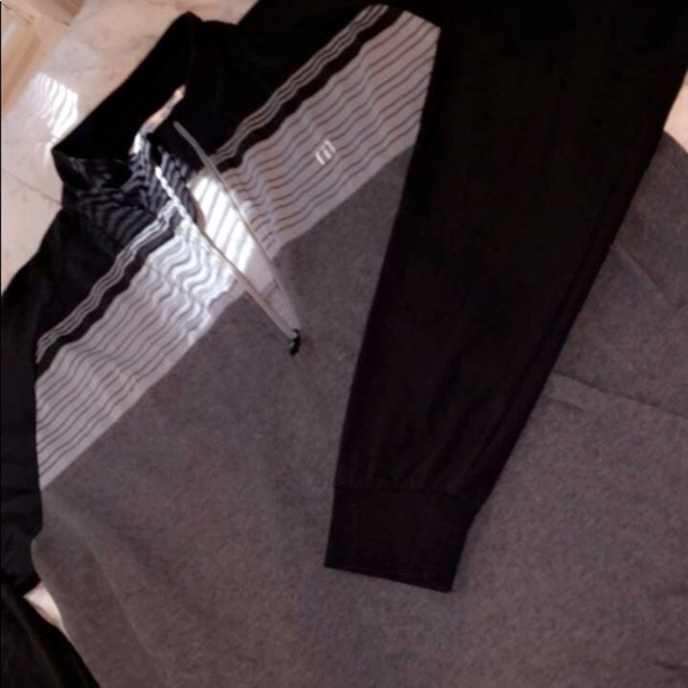 Travis madden mens shirt